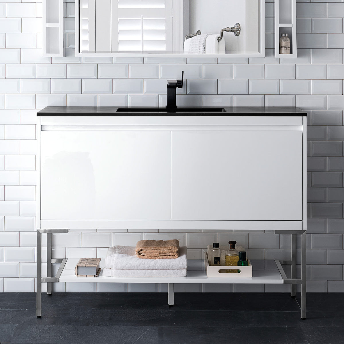 47.3" Mantova Single Bathroom Vanity, Glossy White w/ Brushed Nickel Base